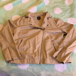 Lightweight khaki moto jacket… perfect for spring!